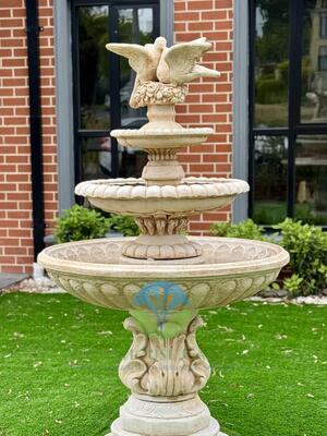 Dover Fountain with Kissing Doves top